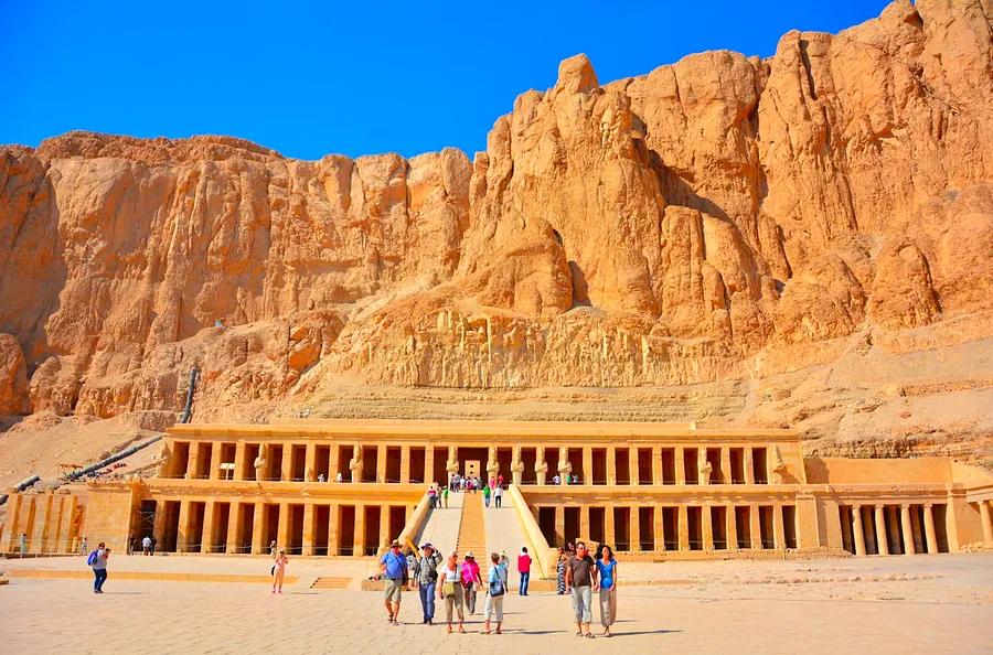 Top 8 Must-Visit Spots in Egypt