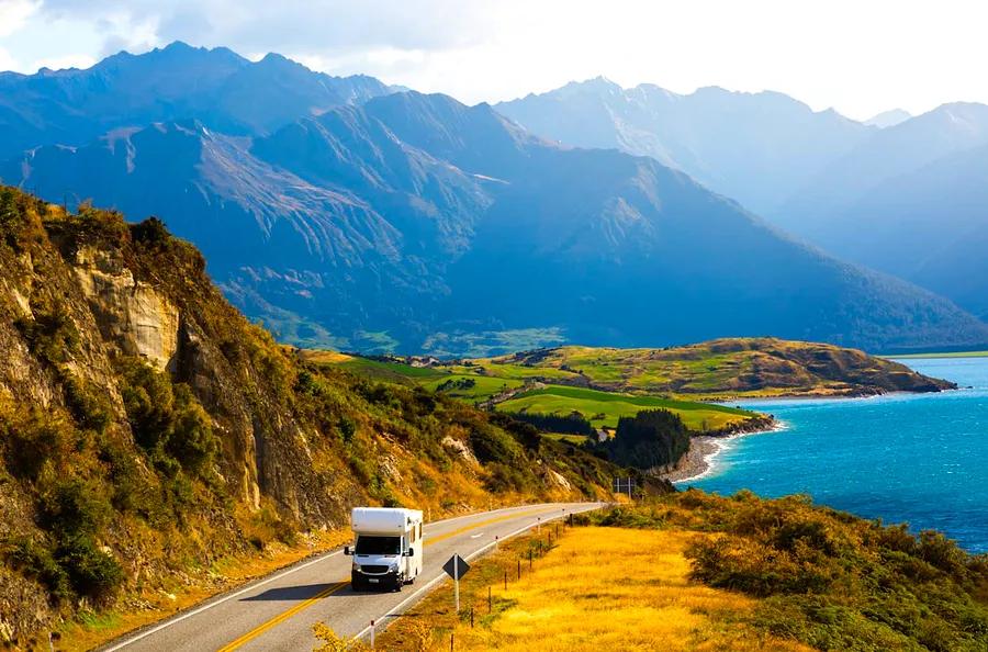 Exploring New Zealand by campervan: insights from an experienced traveler