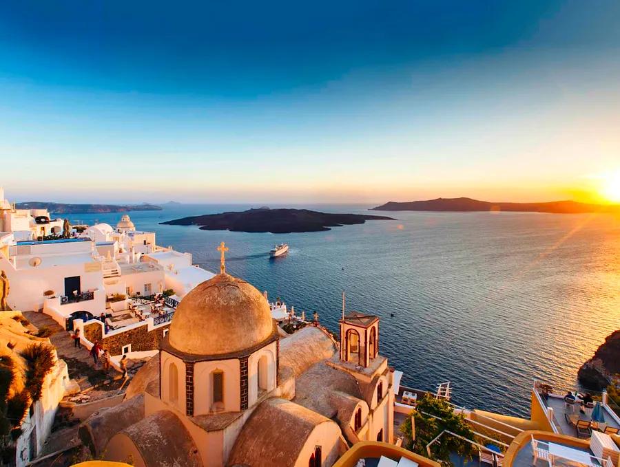 Greece Itineraries: 5 Ways to Explore the Islands and Mainland