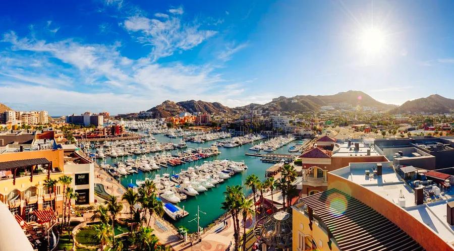 Discover the ideal season to experience all that Cabo has to offer.