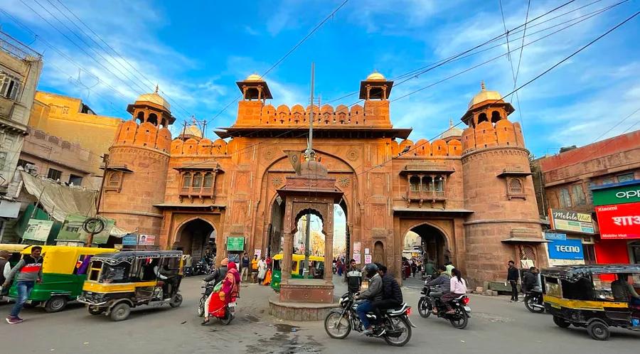 Top methods for traveling across India