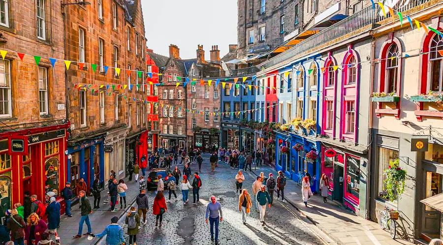 The best ways to navigate Edinburgh