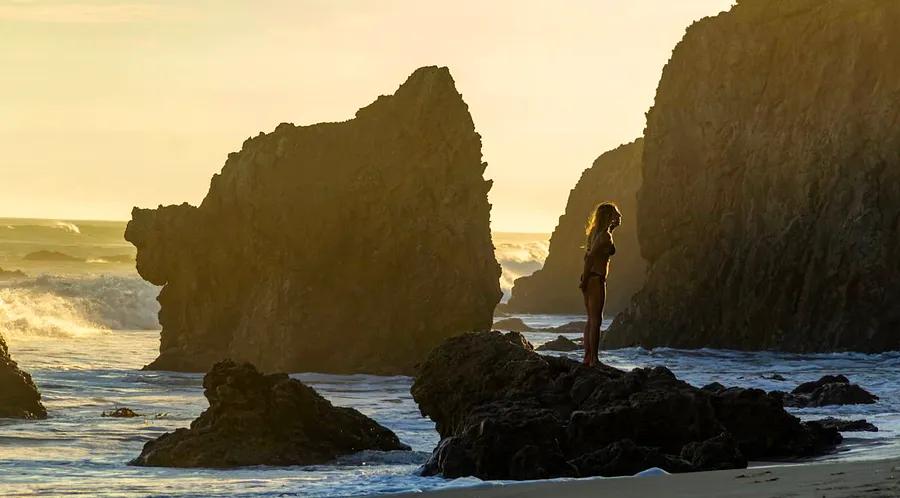 Wondering where the top beaches in the US are? Discover these 28 stunning coastal spots to visit and enjoy.