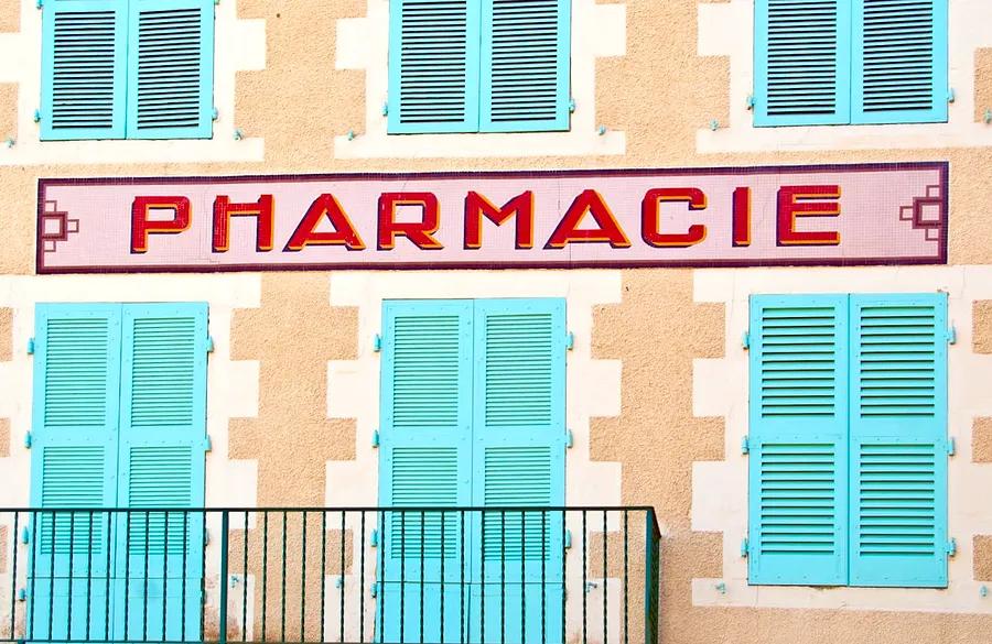 Essential beauty and skincare items to discover in a French pharmacy