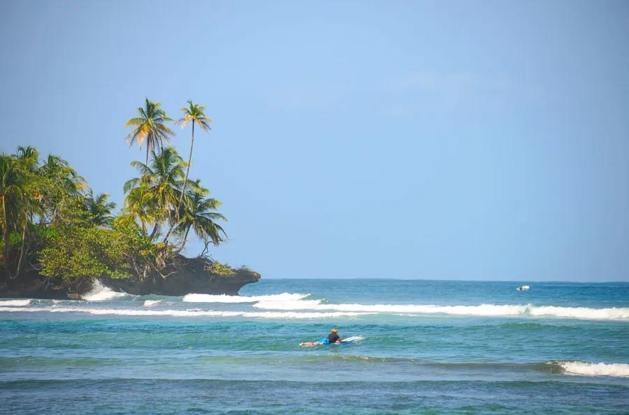 Top 8 Surf Spots in Central America