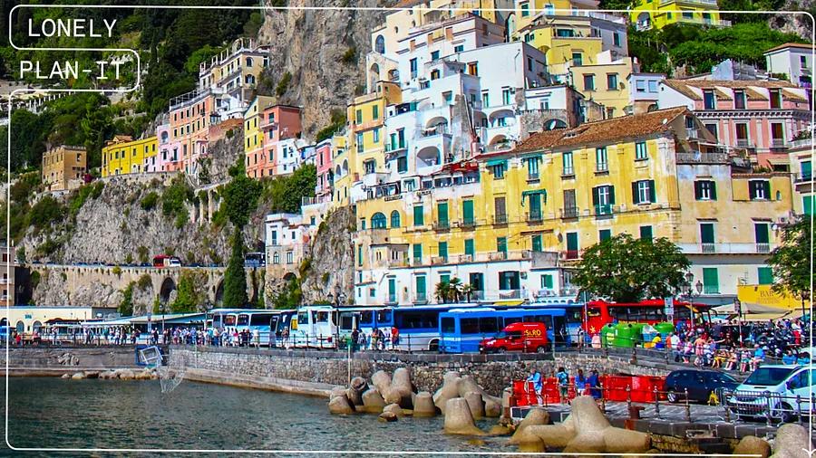 Navigating the Amalfi Coast solely with public transport