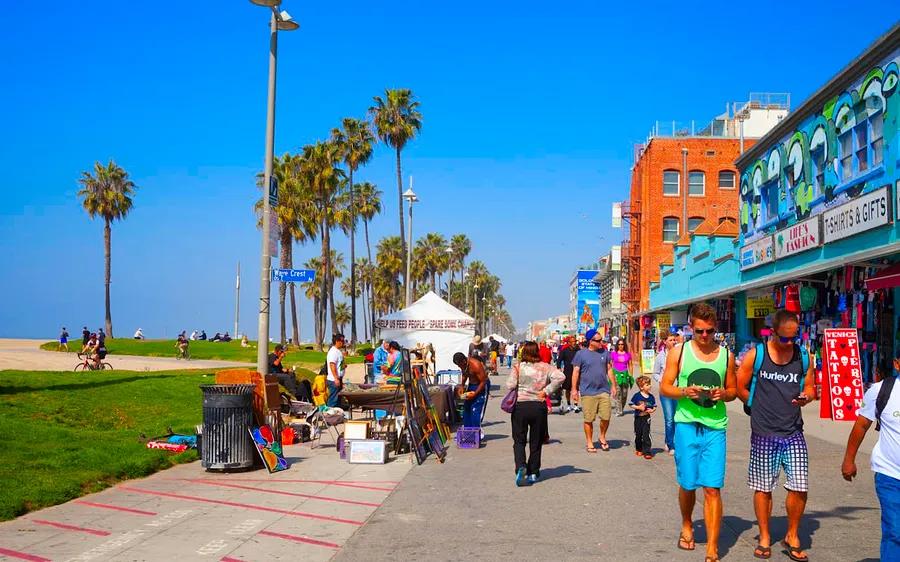 Achieve your 10,000 steps at Venice Beach