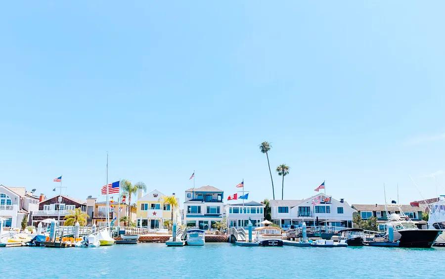 Copy My Trip: Experience whale-watching, relaxation, and delicious treats in Newport Beach, California