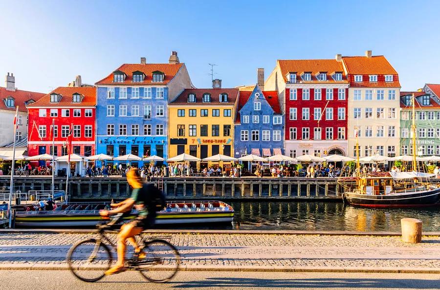 Discover the coziest neighborhoods in Copenhagen for your hygge experience