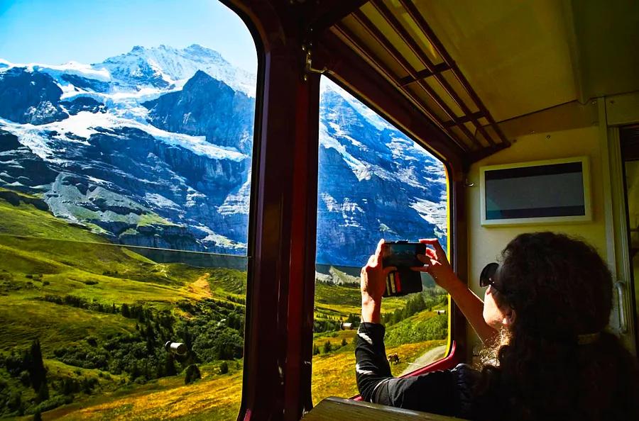 Top Train Rides in Europe: 10 Incredible Journeys for 2024