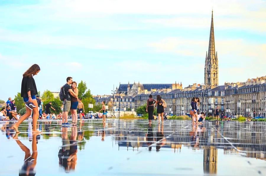 Ideal times to explore Bordeaux, France