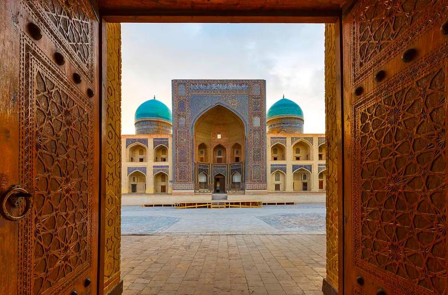 Discover My Journey: Uncovering Uzbekistan's cities, deserts, and mountains