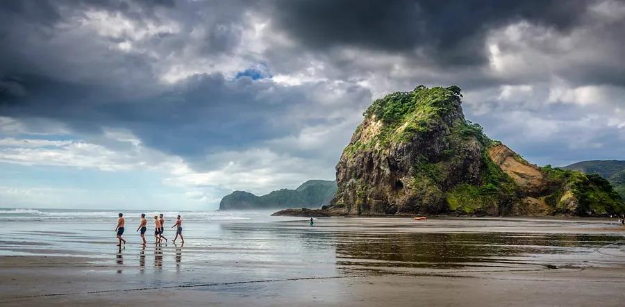 Top 10 Stunning Beaches in New Zealand