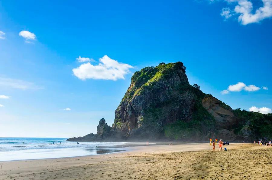 Auckland's Top Beaches for Families, Surfers, and Strollers