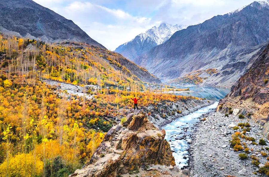 Top 11 Must-Visit Destinations in Pakistan