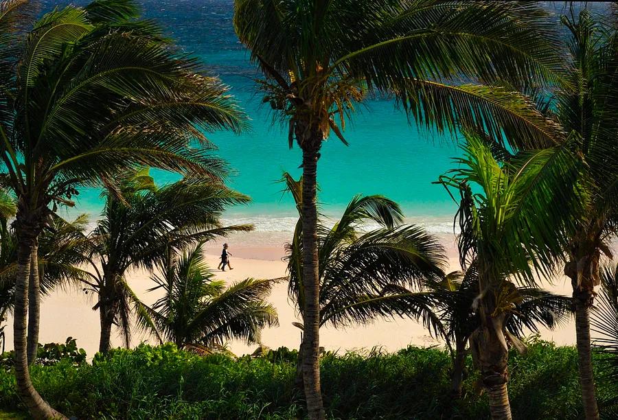 Is a passport necessary for travel to the Bahamas? Let’s find out!