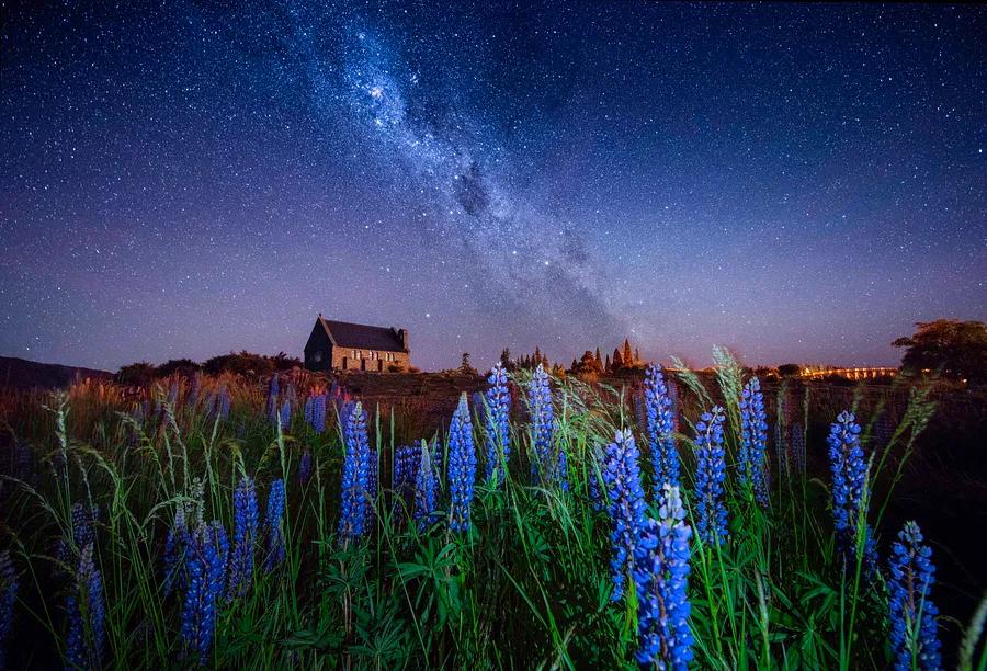 Where to find meteor showers.