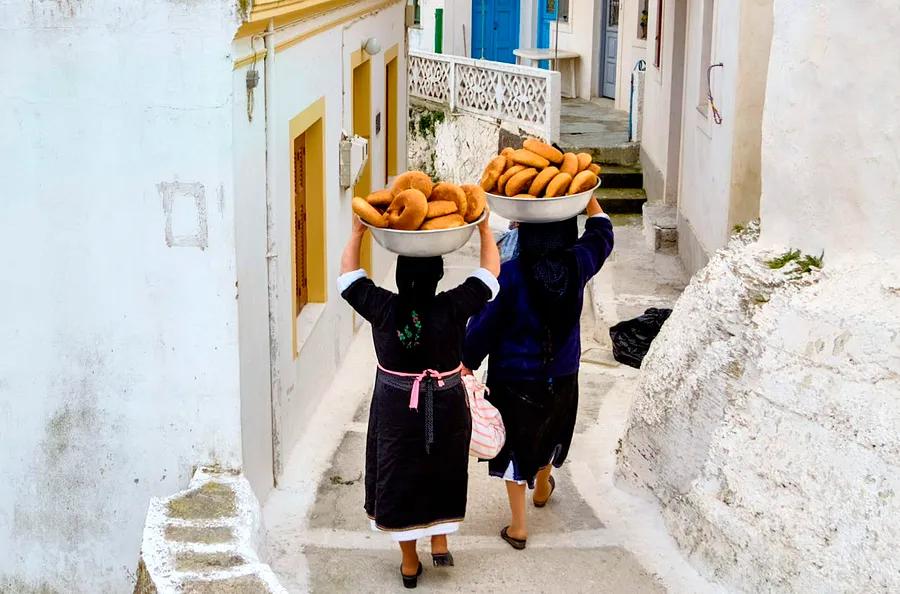 The ideal time to visit Greece