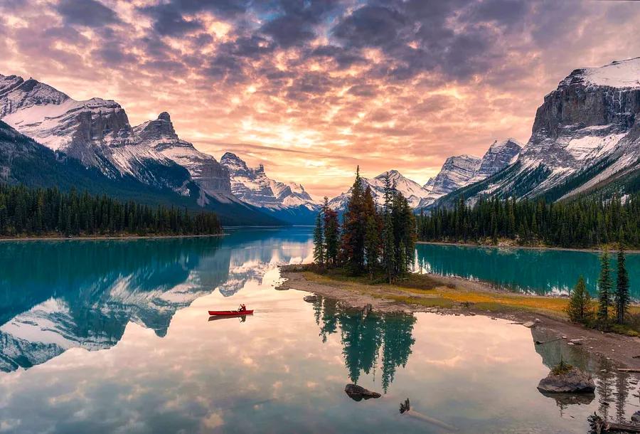 Explore the wild beauty of these 12 national parks in Canada