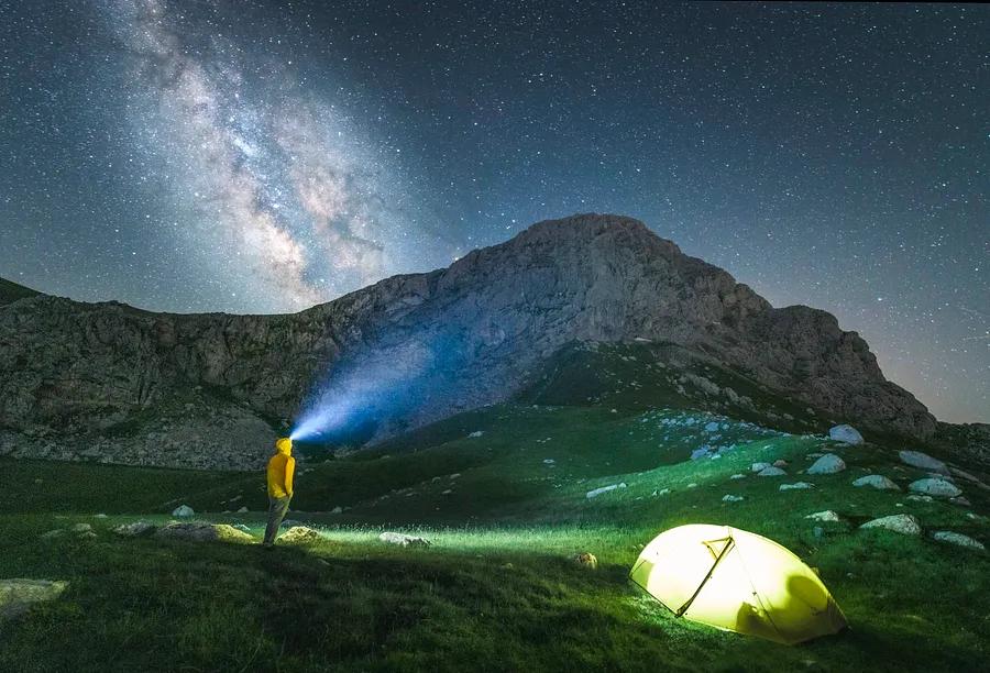 Searching for UFO sightings? Here are the top spots to potentially see one.