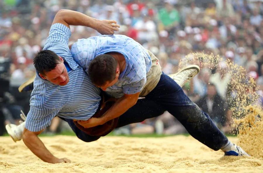 Discover: Schwingen (Swiss wrestling)