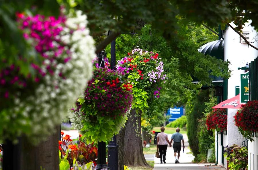 Enhance your Niagara Falls adventure by including a visit to the charming Niagara-on-the-Lake