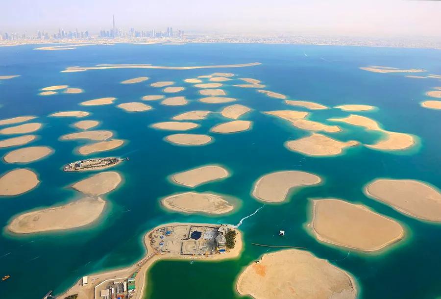 Keeping informed about the Dubai World Islands