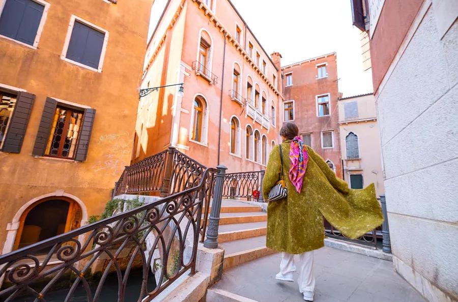 Discovering Venice's top neighborhoods: a guide to the city's six sestieri