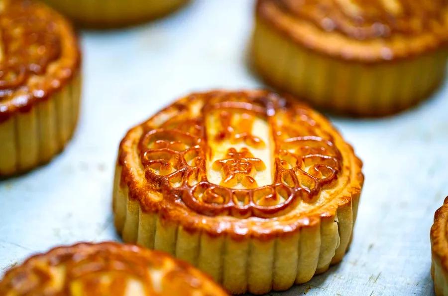 The Mid-Autumn Festival: A Enchanting Celebration of the Full Harvest Moon