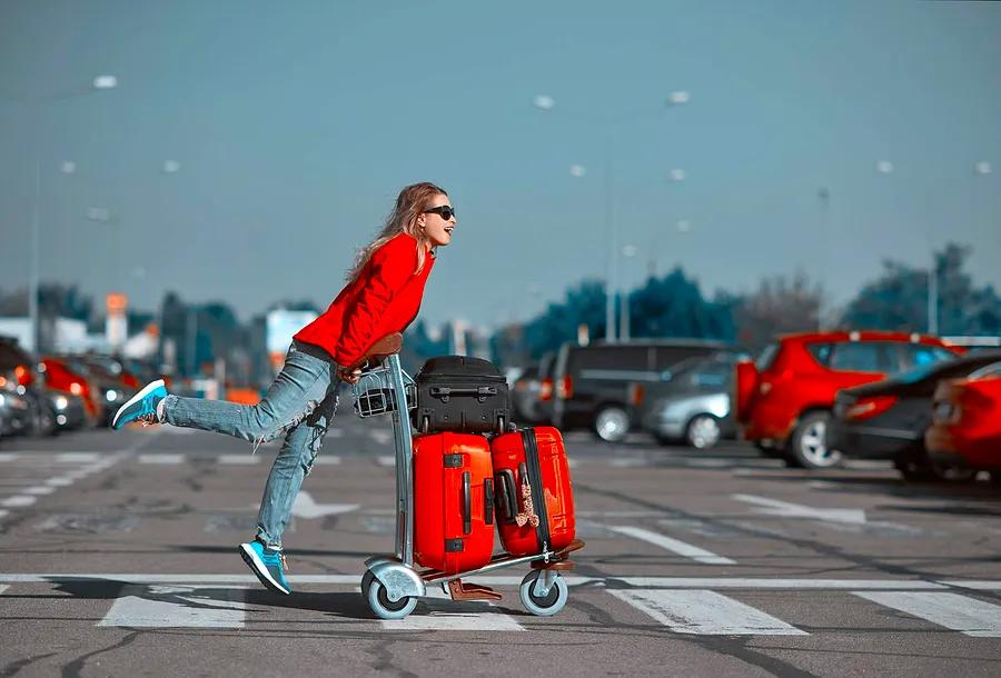 Travel smart: your straightforward guide to checked baggage regulations