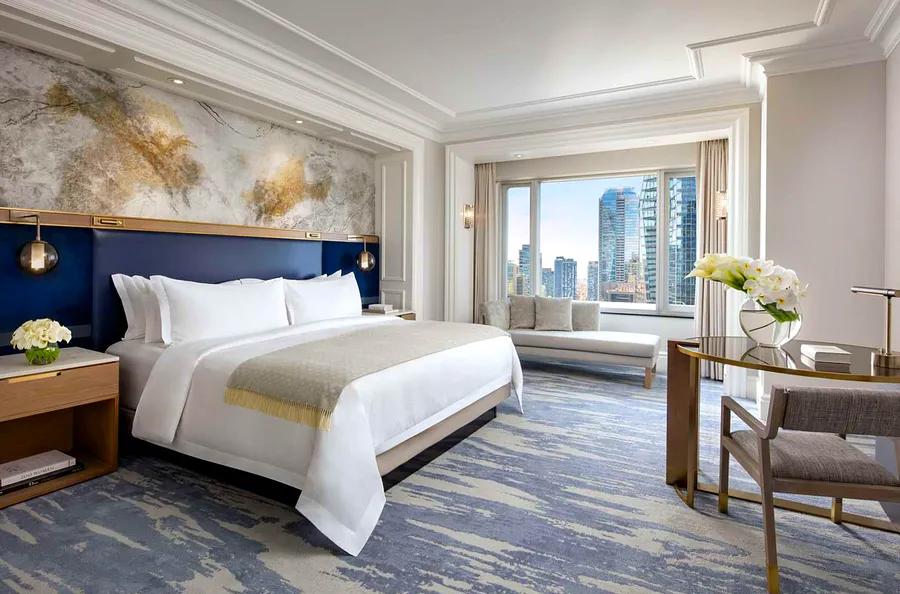 Top Hotels in Toronto