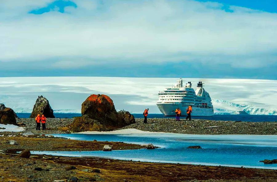 Considering a Cruise to Antarctica? Here’s What You Need to Know Before You Book