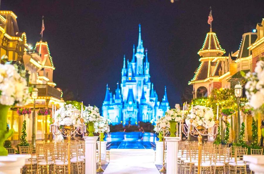 10 Enchanting Experiences You Didn’t Know You Could Have at Your Disney Wedding