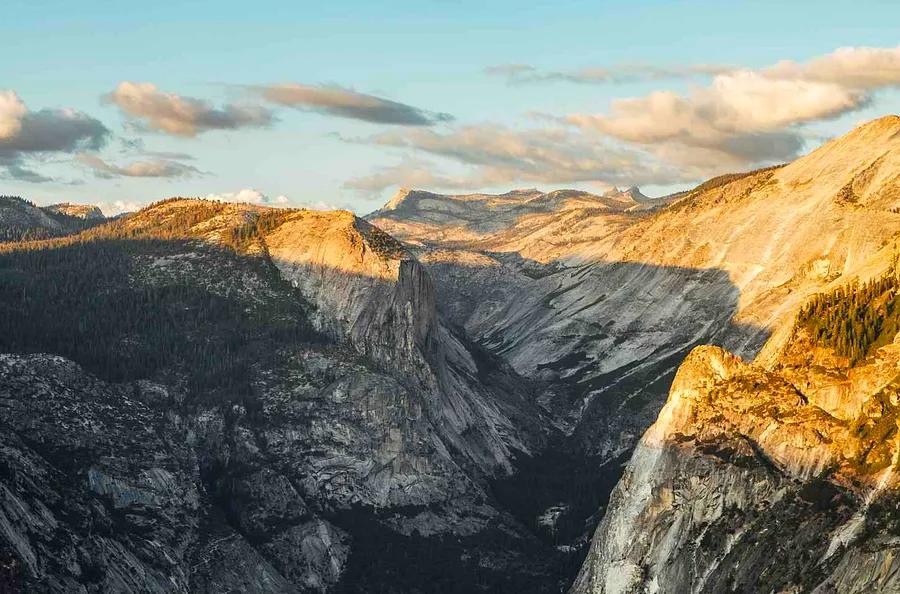 A Guide to Crafting Your Ideal Yosemite National Park Adventure, As Recommended by Naturalists and Experts