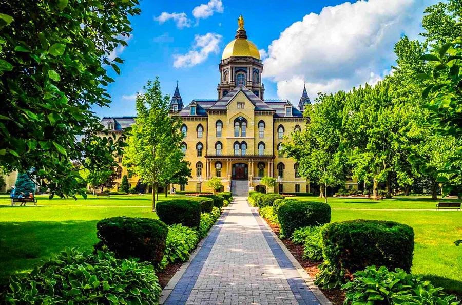 25 Most Stunning College Campuses in the U.S.