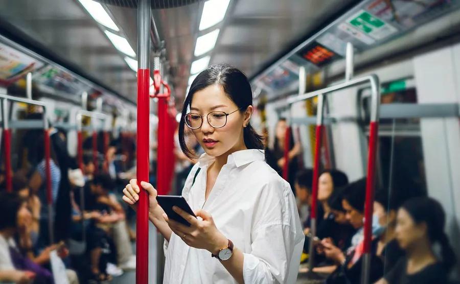 Top International Phone and Data Plans: Everything You Should Know for Using Your Mobile Abroad