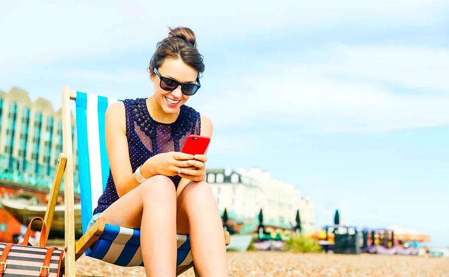 Top 8 Apps for Booking Last-Minute Flights and Stays