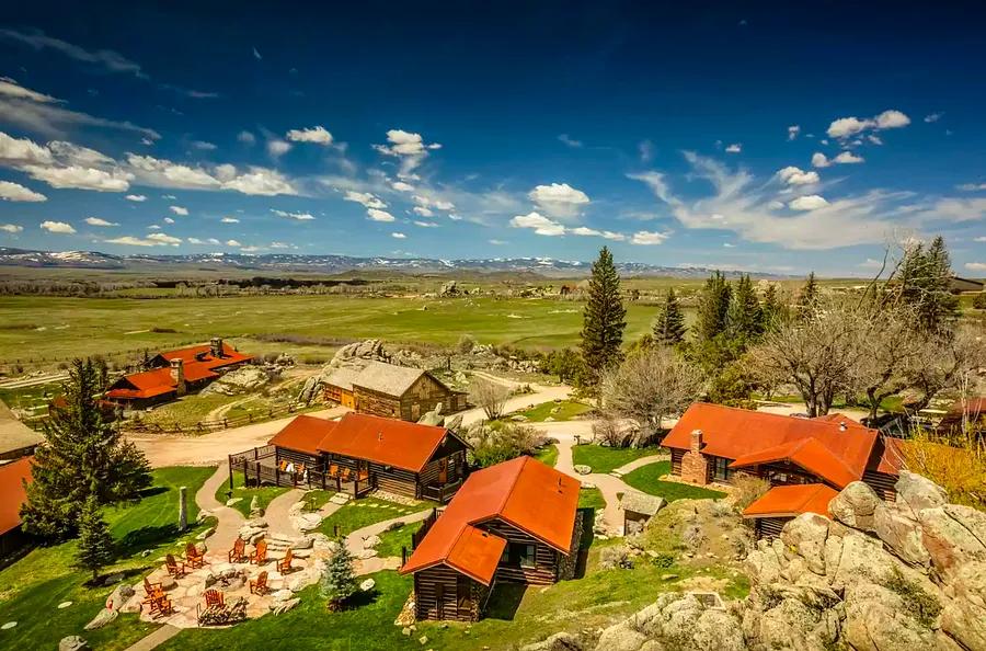 Dinogo Readers’ Top 5 Resorts in Wyoming for 2024