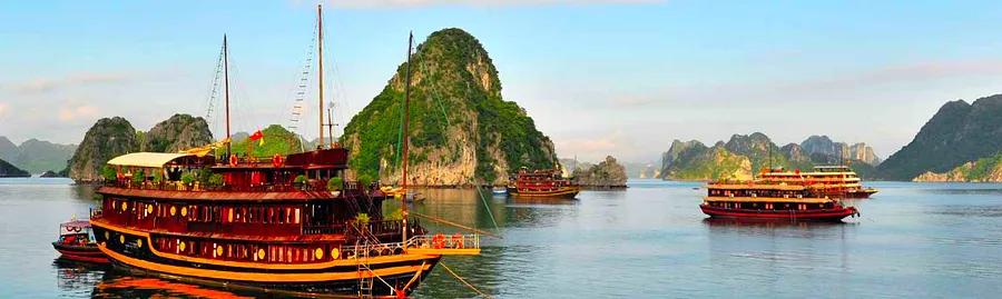 Navigating Ha Long Bay, Vietnam