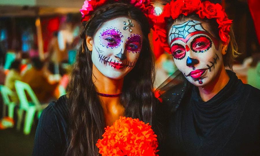 Discover the Día De Los Muertos Celebrations