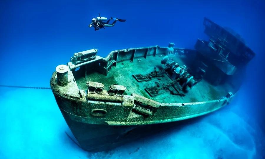 Notable Shipwrecks of the Caribbean