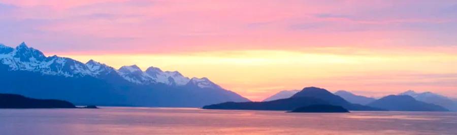 Alaskan Cruise Journal: A Journey through Tracy Arm Fjord and Glacier Bay