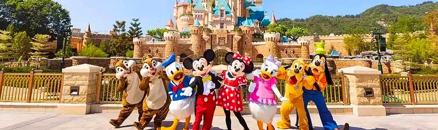 Hong Kong Disneyland: Attractions, Tips & Ticket Information