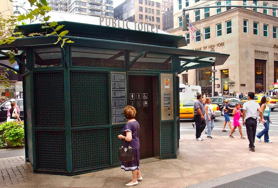 When nature calls: Your essential guide to public restrooms on your summer road trip