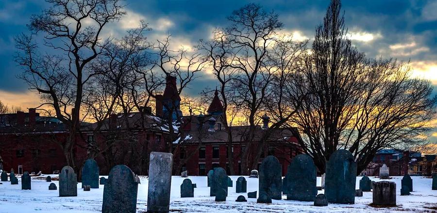 11 of the Most Haunted Locations Worldwide—And the Ghost Tours to Explore Them