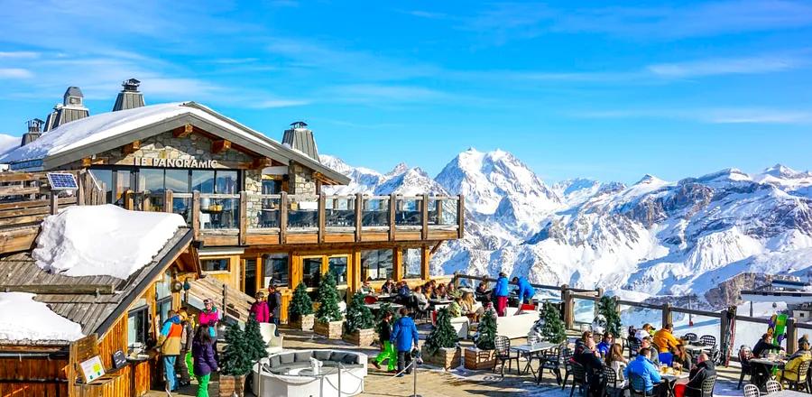 What Is Après-Ski? A Comprehensive Guide to Global Experiences