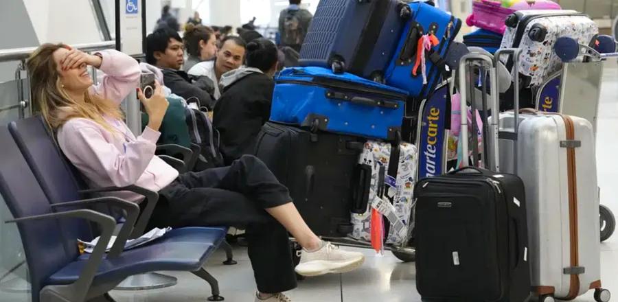 Power Outage Disrupts Flights at JFK Airport, Cancellations and Diversions Ensue