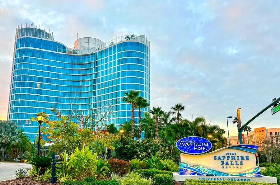 Contemporary and stylish yet budget-friendly: A review of Universal's Aventura Hotel