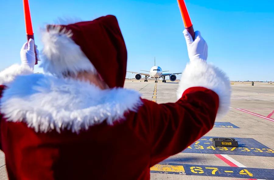 With ice skating rinks and Christmas markets, these airports make holiday travel enjoyable.