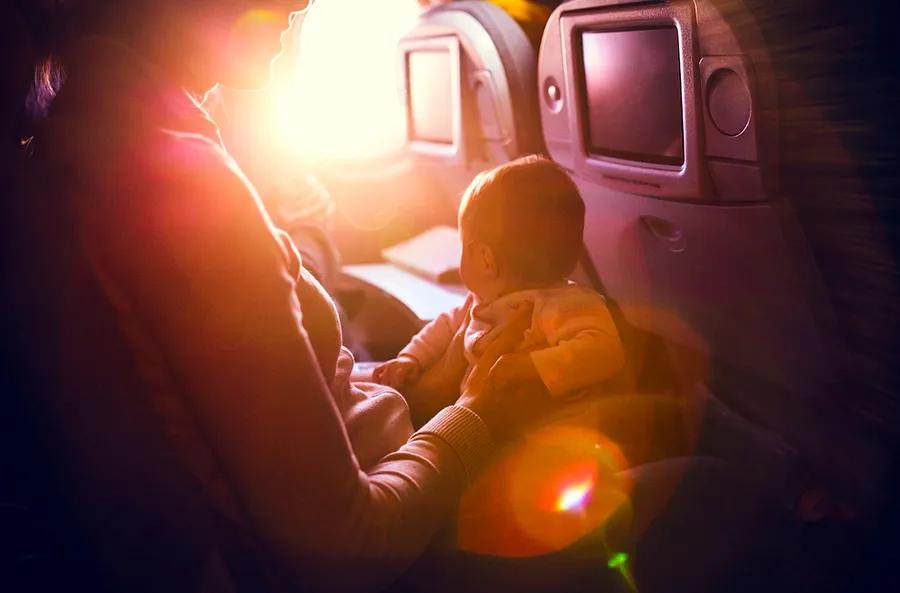 Strategies for Easing Your Baby's Jet Lag While Traveling